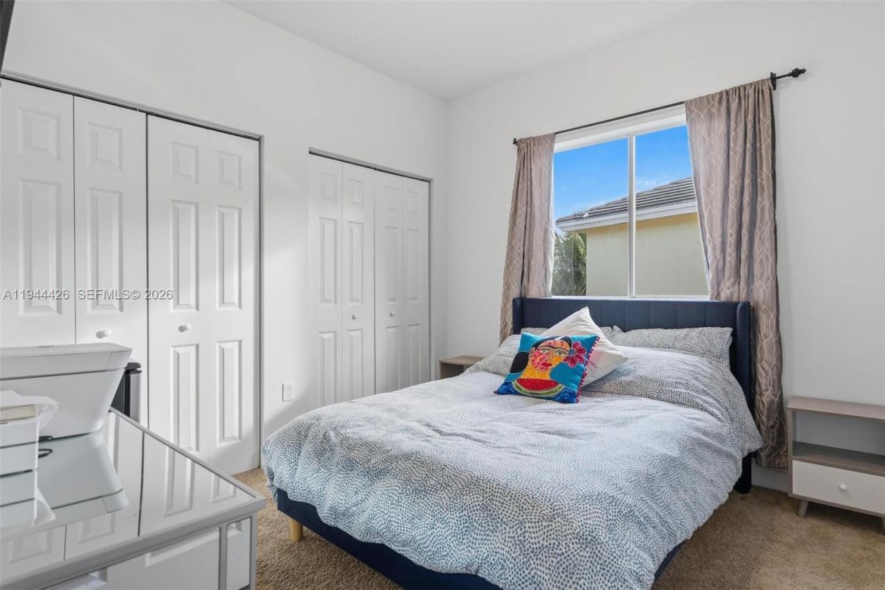 357 NE 35th Ter , Homestead, FL 33033 Photo