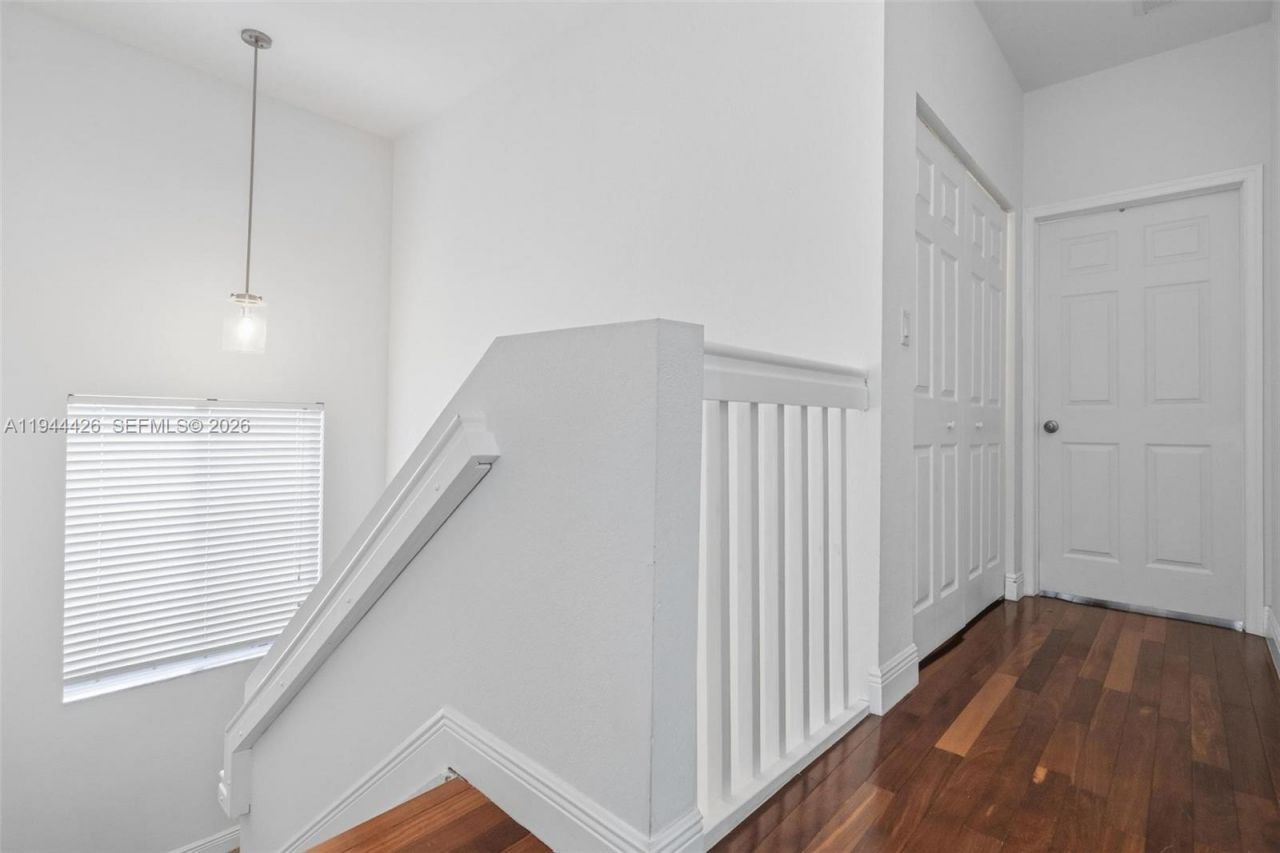 357 NE 35th Ter , Homestead, FL 33033 Photo