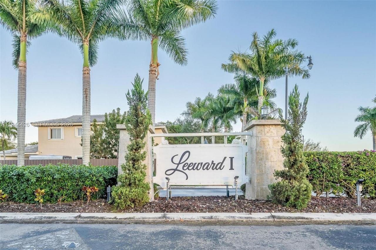 357 NE 35th Ter , Homestead, FL 33033 Photo