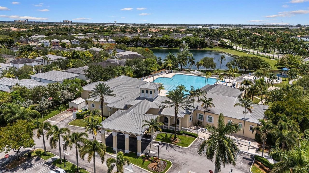 357 NE 35th Ter , Homestead, FL 33033 Photo