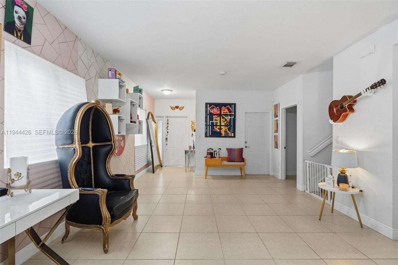 357 NE 35th Ter , Homestead, FL 33033 Photo