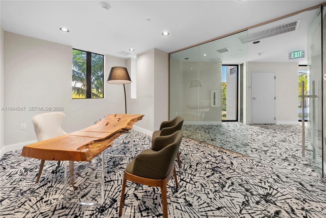 701 Valencia Ave, Unit 502, Coral Gables, FL 33134 Photo