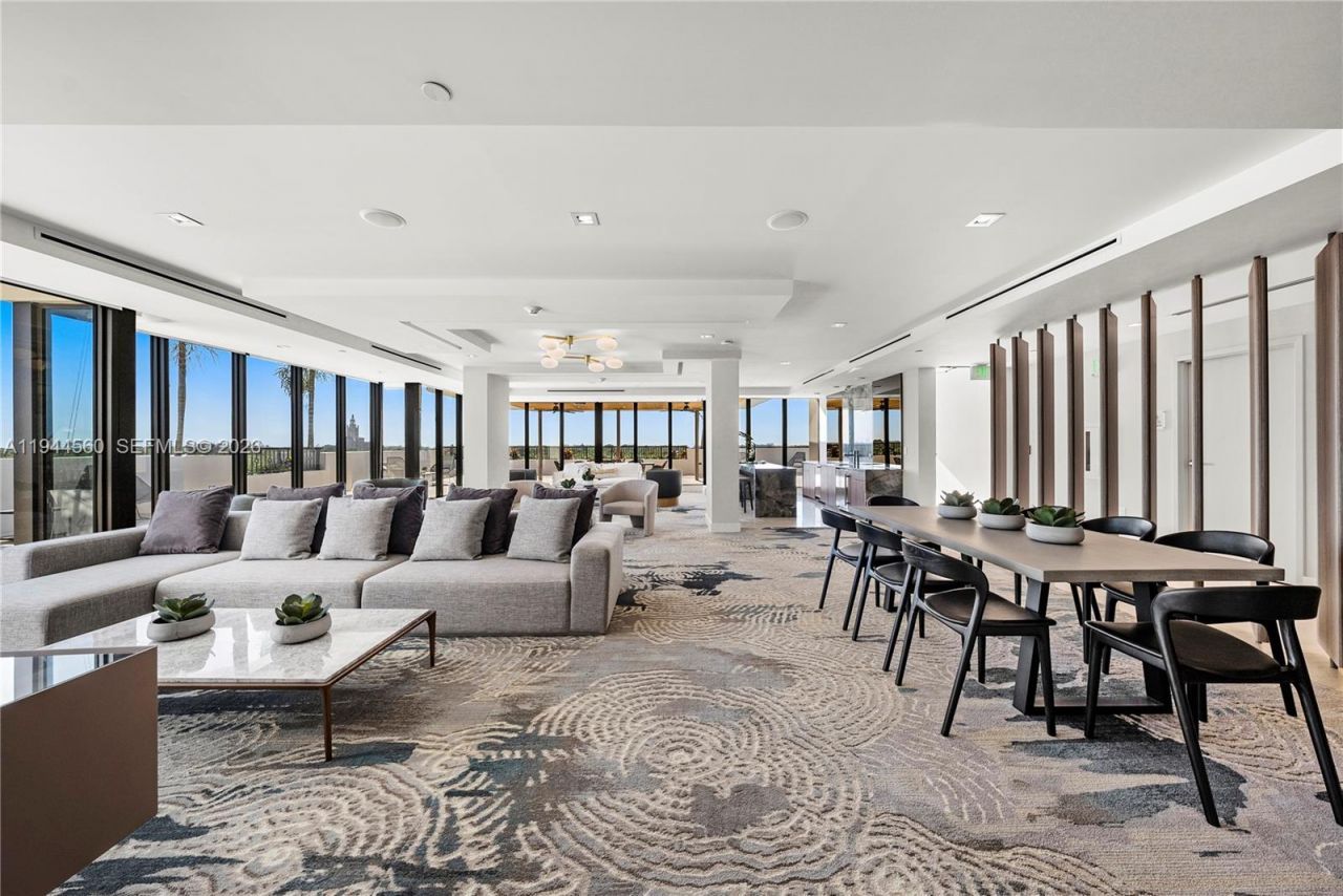 701 Valencia Ave, Unit 604, Coral Gables, FL 33134 Photo