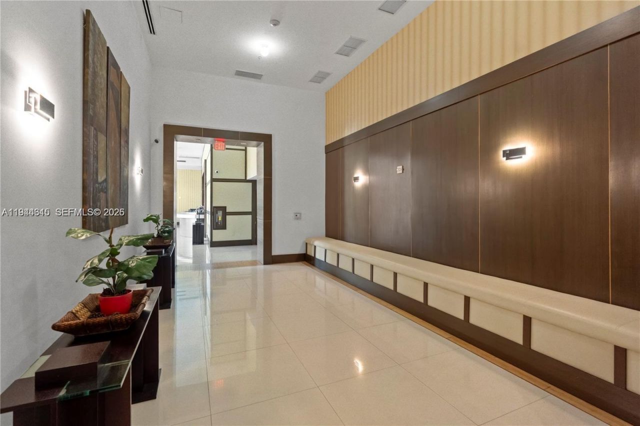 4242 NW 2nd St , Unit 1609, Miami, FL 33126 Photo