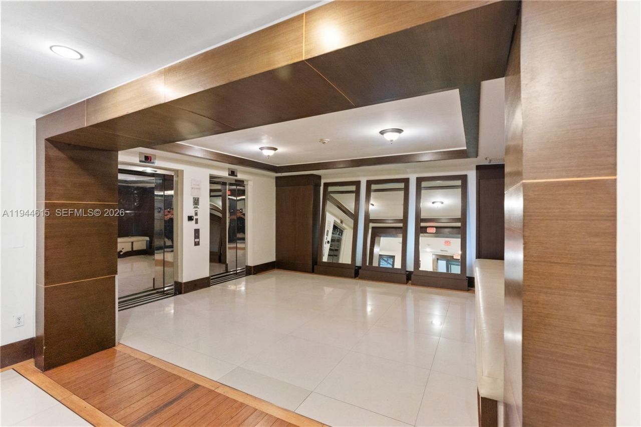 4242 NW 2nd St , Unit 1609, Miami, FL 33126 Photo