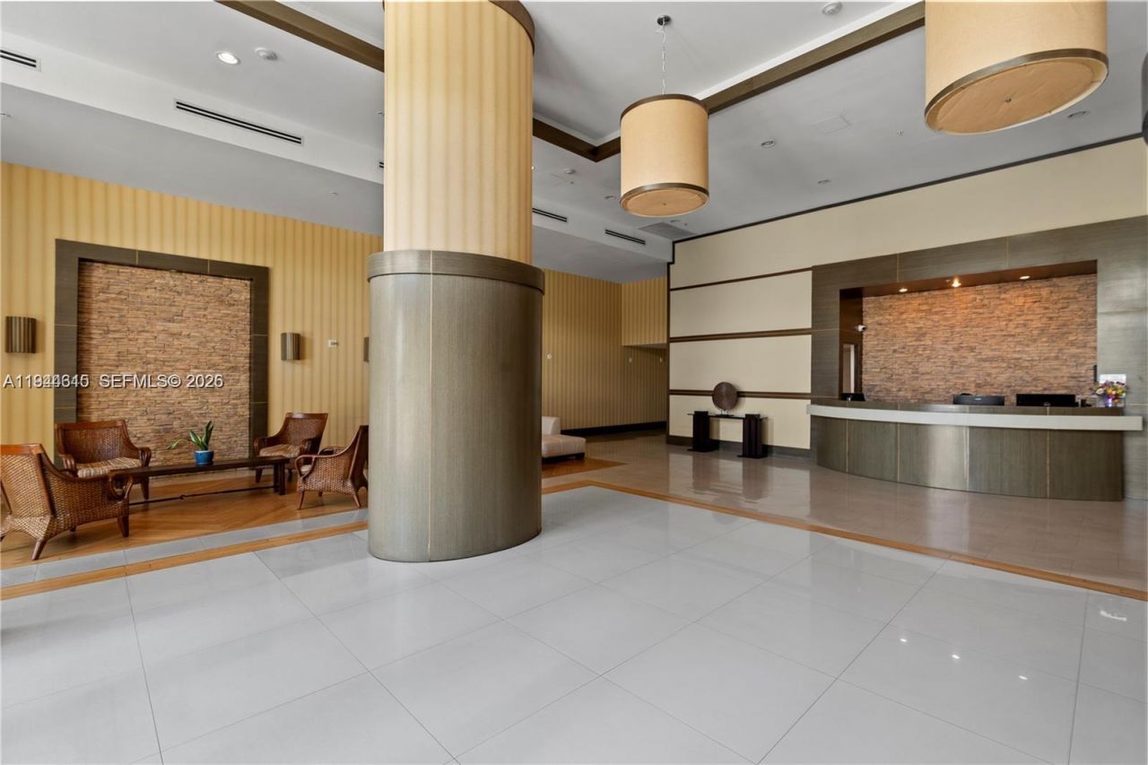 4242 NW 2nd St , Unit 1609, Miami, FL 33126 Photo