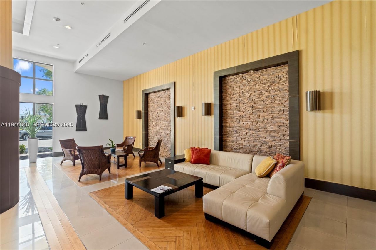 4242 NW 2nd St , Unit 1609, Miami, FL 33126 Photo