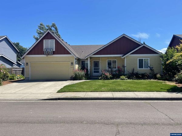 323 NW Pacific Hills Dr, Willamina, OR 97396