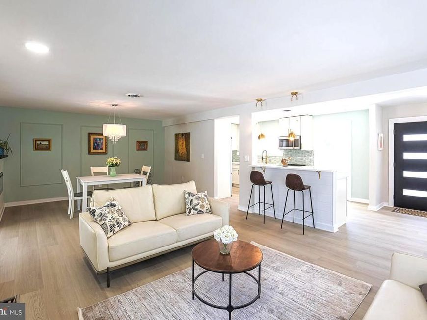 7900 Ivy Lane, Baltimore, MD 21208 Main Photo