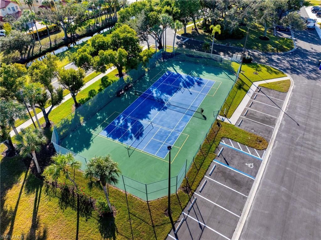 16381 Kelly Woods Dr, Unit 150, Fort Myers, FL 33908 Photo