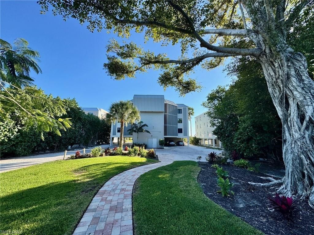 3001 W Gulf Dr, Unit 2, Sanibel, FL 33957 Photo