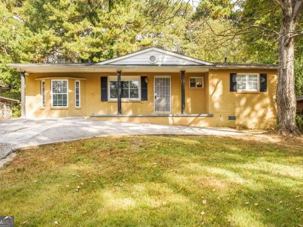 2833 CARDO Drive NW, Atlanta, GA 30318