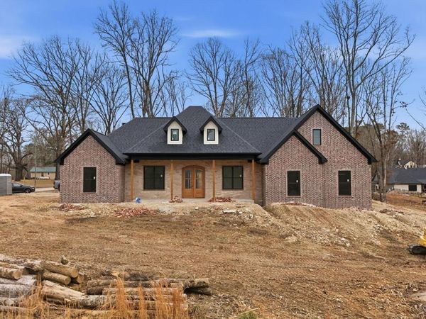 400 Kale Cove, Benton, AR 72019