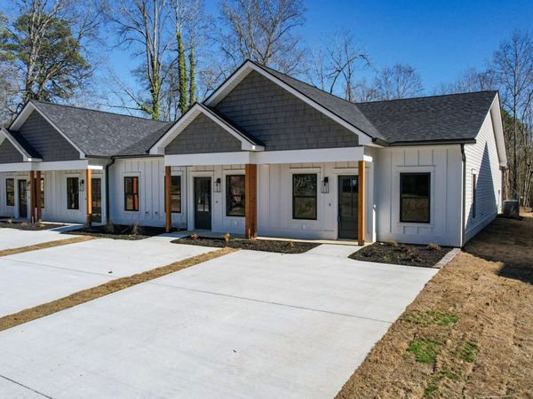 3480 Pinecrest Avenue NW, Cleveland, TN 37312