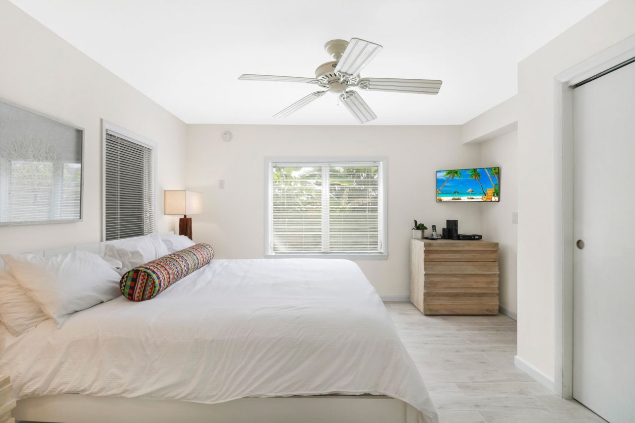 53 Barry Avenue, Little Torch Key, FL 33042 Photo