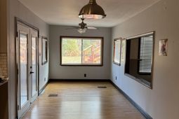 212 Briarcliffe East  photo 4