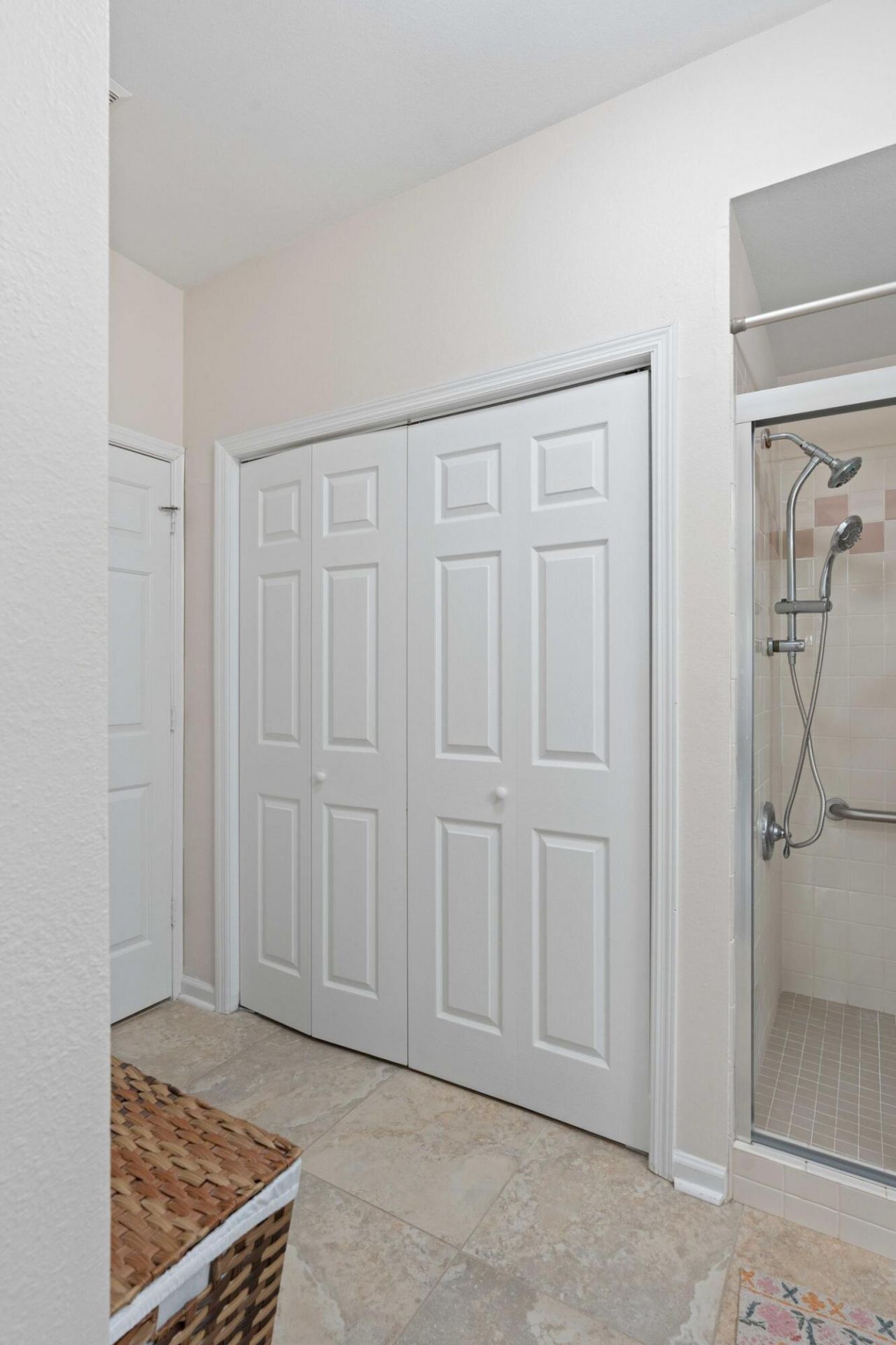 700 Daniel Ellis Drive Photo 16