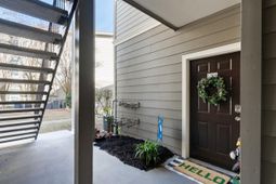 700 Daniel Ellis Drive photo 4