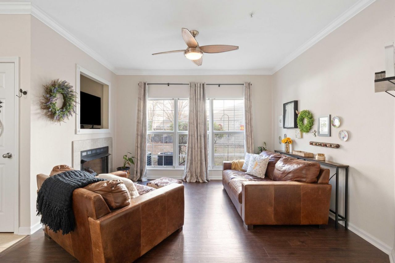 700 Daniel Ellis Drive Photo 6