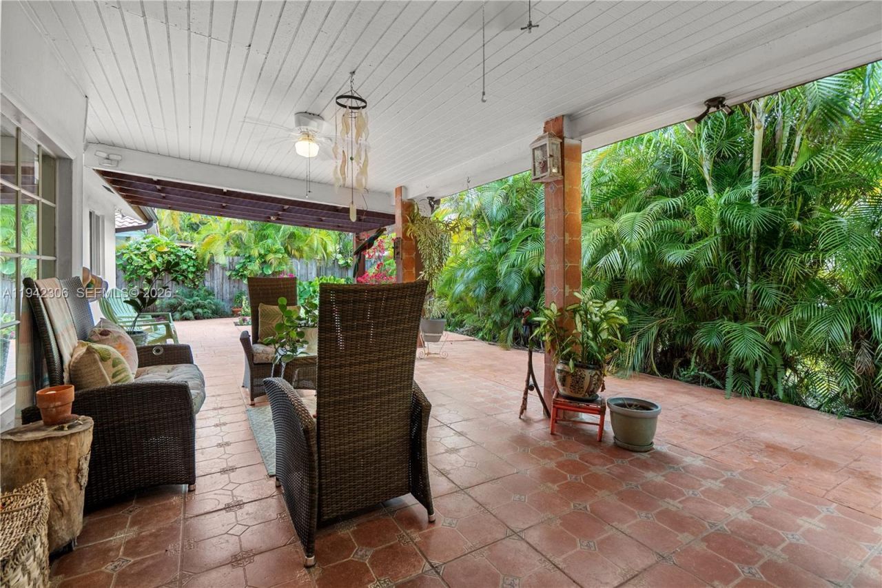 13220 SW 5th St, Miami, FL 33184 Photo