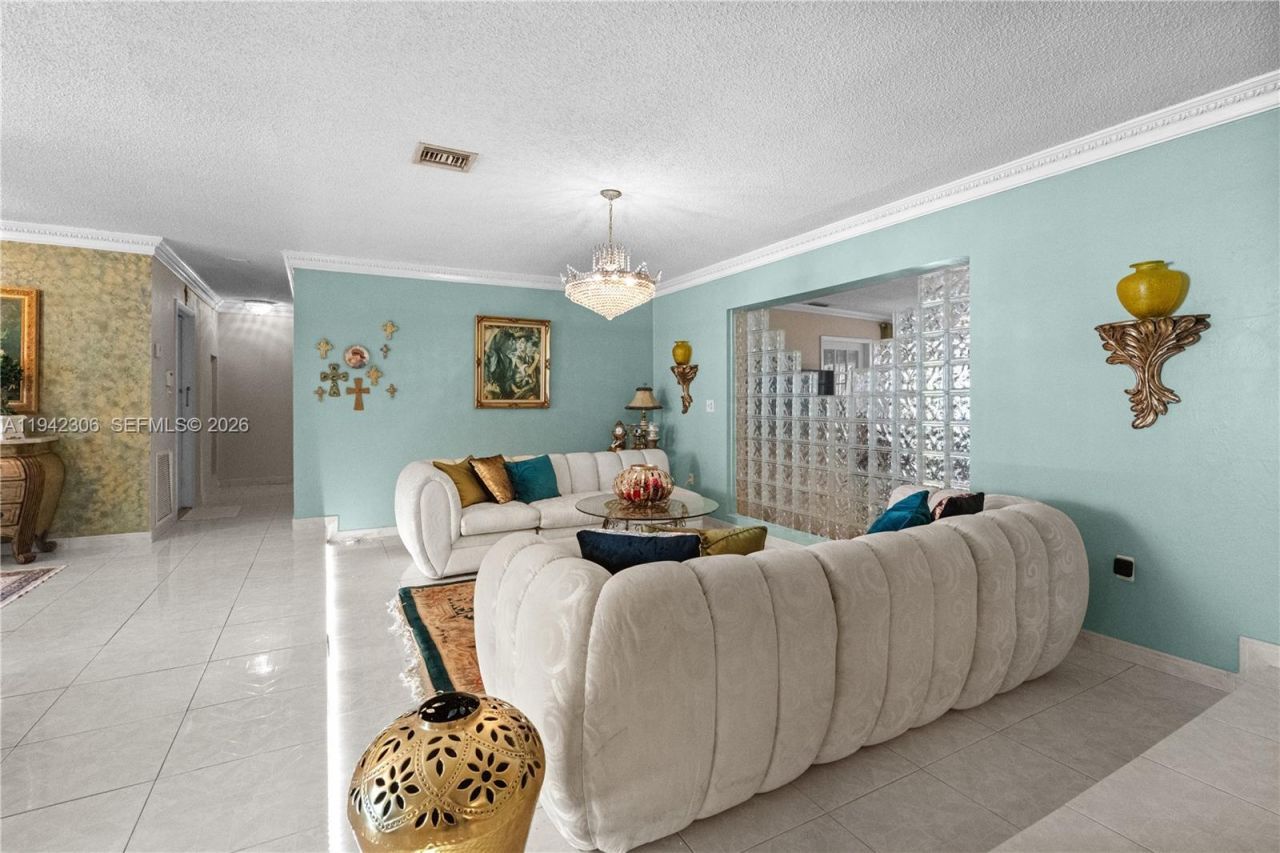 13220 SW 5th St, Miami, FL 33184 Photo