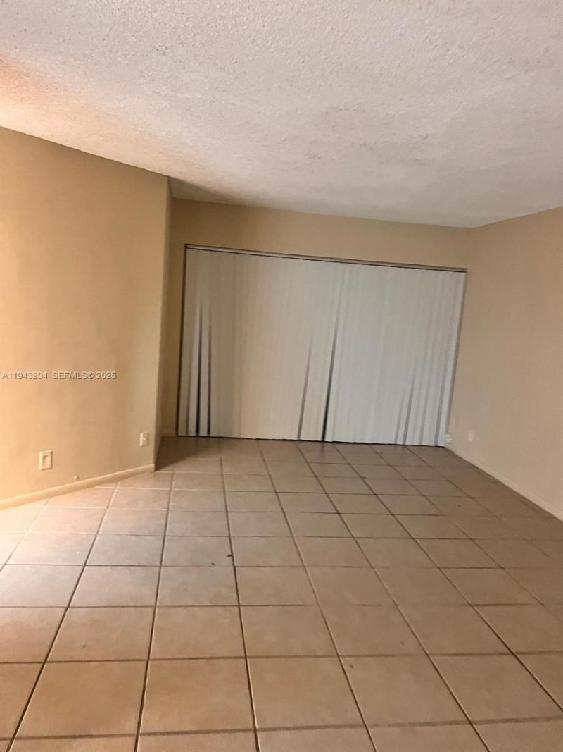 1850 N Congress Ave, Unit 409, West Palm Beach, FL 33401 Photo