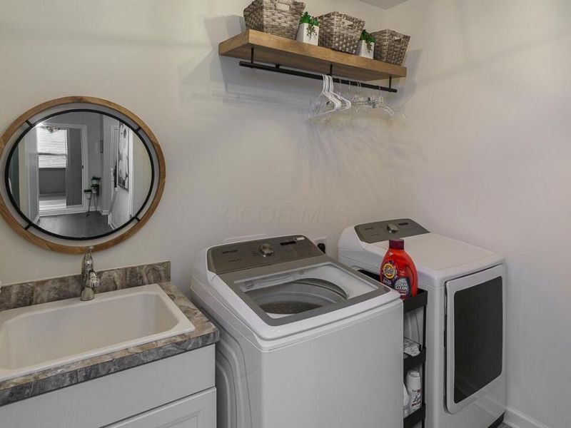 7652 Gateway Boulevard, Powell, OH 43065 Photo 21