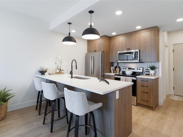 201 Dogwood Dr, Unit 102, Ladysmith, BC V9G 0C3