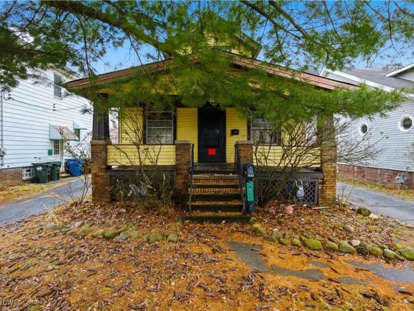 7923 Jameson Road, Parma, OH 44129