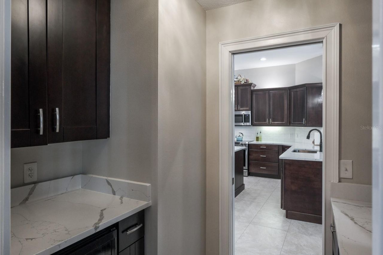 110 Deerpath Drive, Oldsmar, FL 34677 Photo