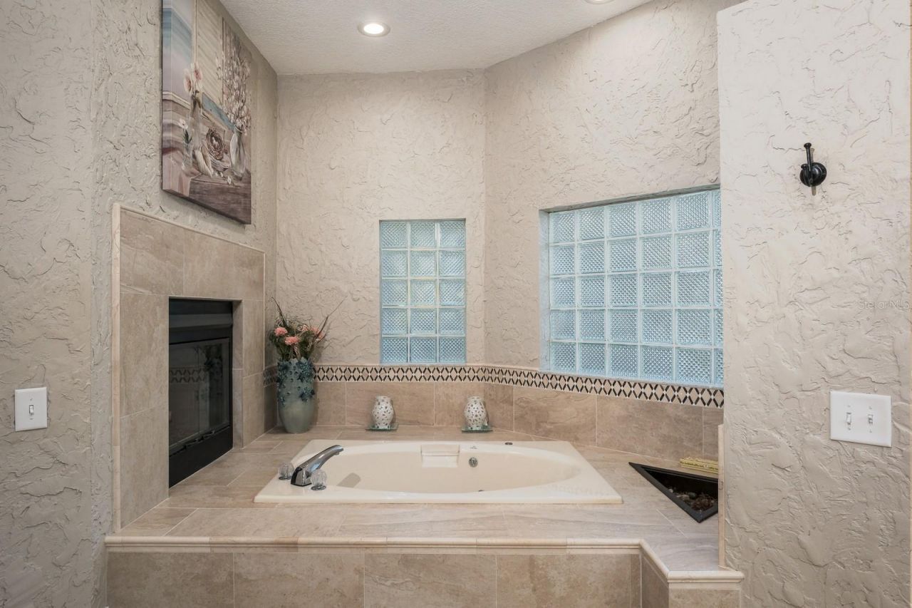 110 Deerpath Drive, Oldsmar, FL 34677 Photo