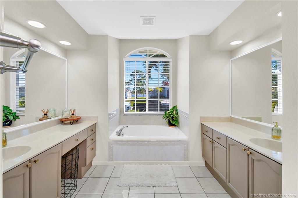 2449 SW Angus Avenue, Port Saint Lucie, FL 34953 Photo