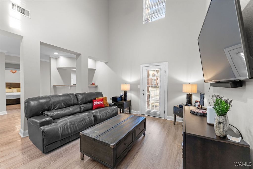 3218 Veterans Memorial Parkway, Unit 711, Tuscaloosa, AL 35404 Main Photo