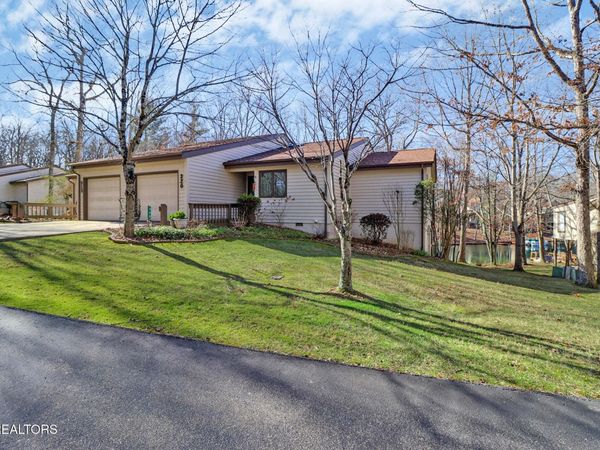 320 Lake Catherine Circle, Crossville, TN 38558