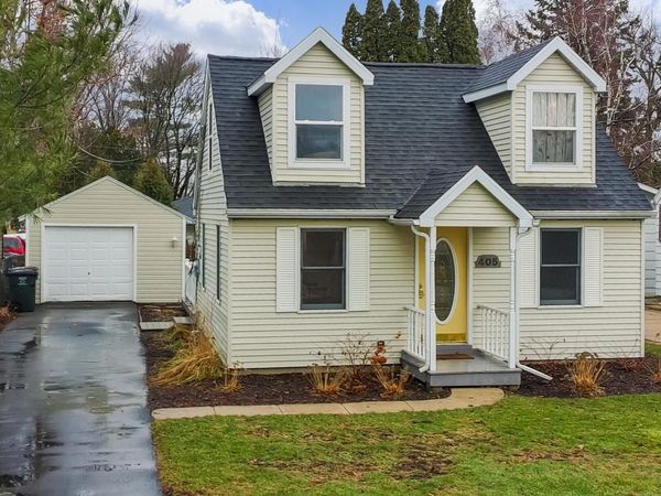 405 1st STREET, Walworth, WI 53184