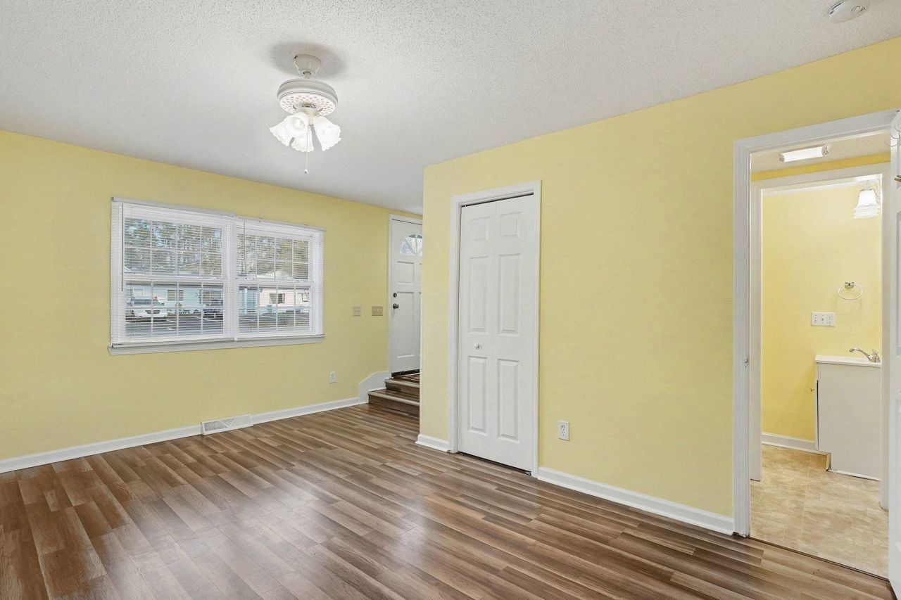 513 N 65th Ave. N Photo 5