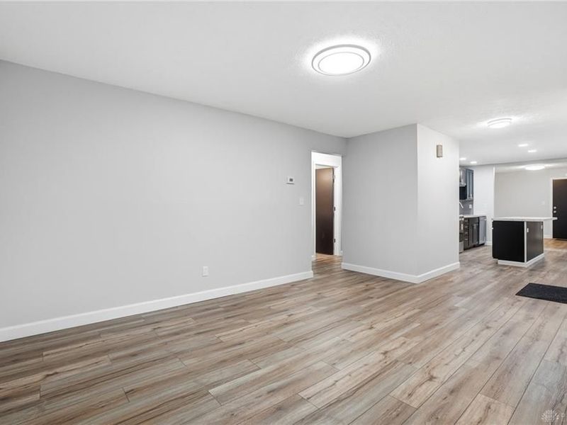 3488 Parallel Road, Moraine, OH 45439 Photo 6