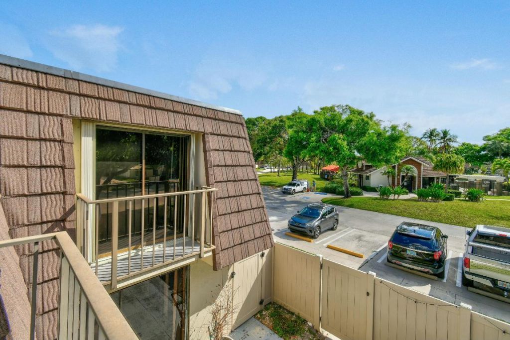 7728 77th Way, West Palm Beach, FL 33407 Photo