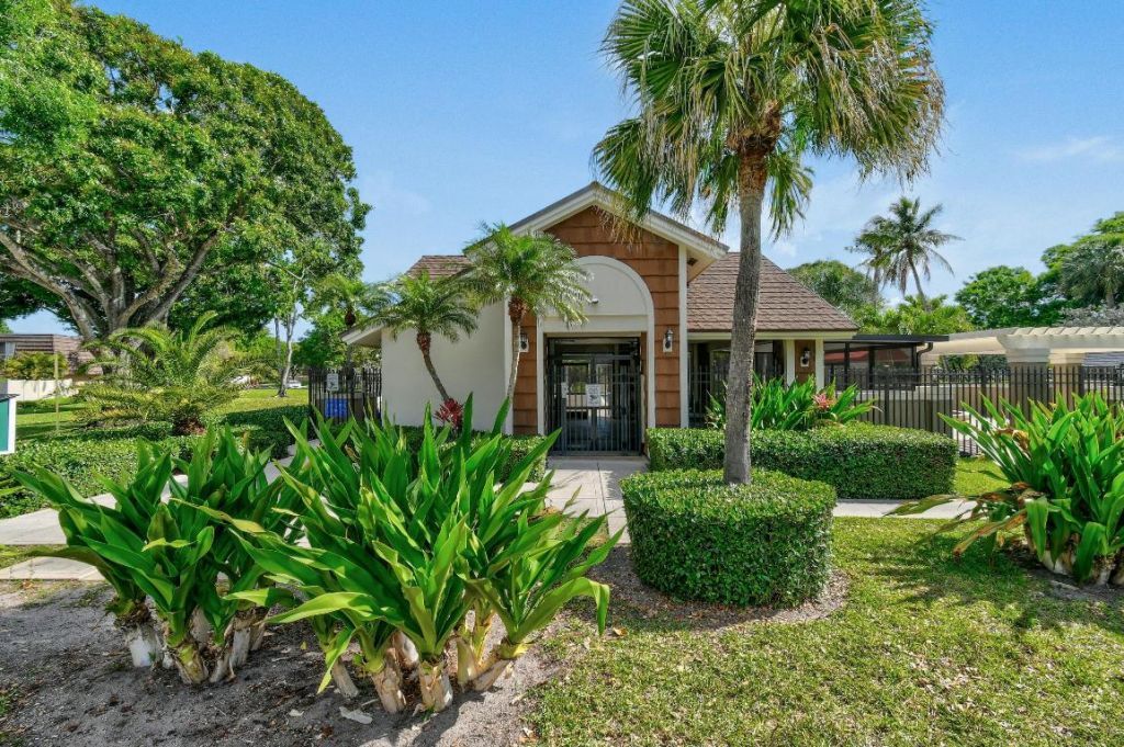 7728 77th Way, West Palm Beach, FL 33407 Photo