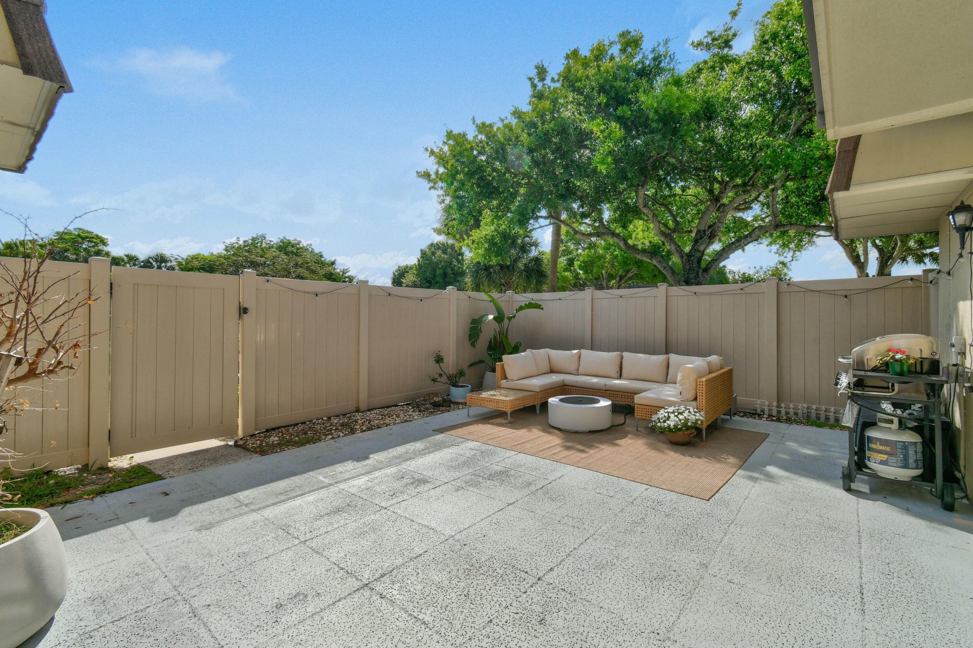 7728 77th Way, West Palm Beach, FL 33407 Photo