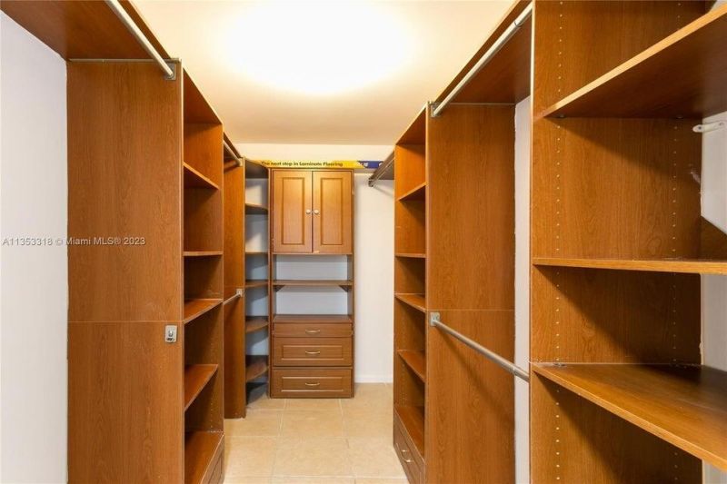 2400 Presidential Way, Unit 403, West Palm Beach, FL 33401 Photo