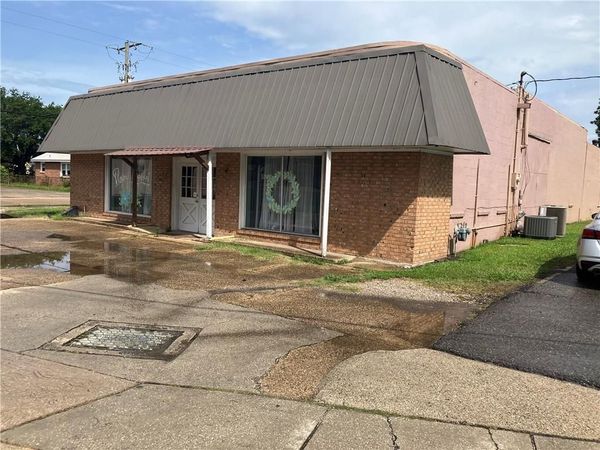 1940 W MAIN Street, Lutcher, LA 70071
