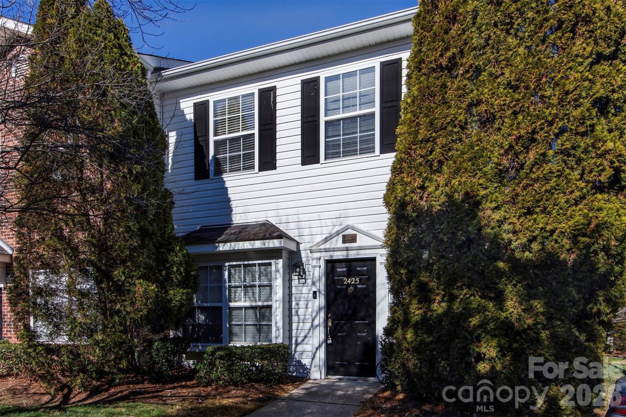 2425 Ryerson Court, Charlotte, NC 28213 Main Photo