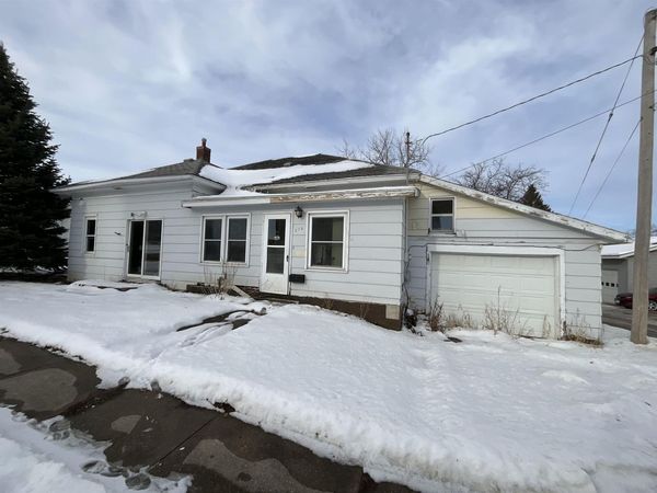 205 E Main Street, West Union, IA 52175