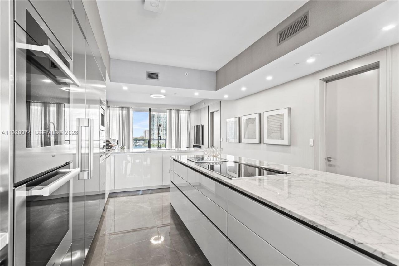 5500 Island Estates Dr , Unit 602, Aventura, FL 33160 Photo