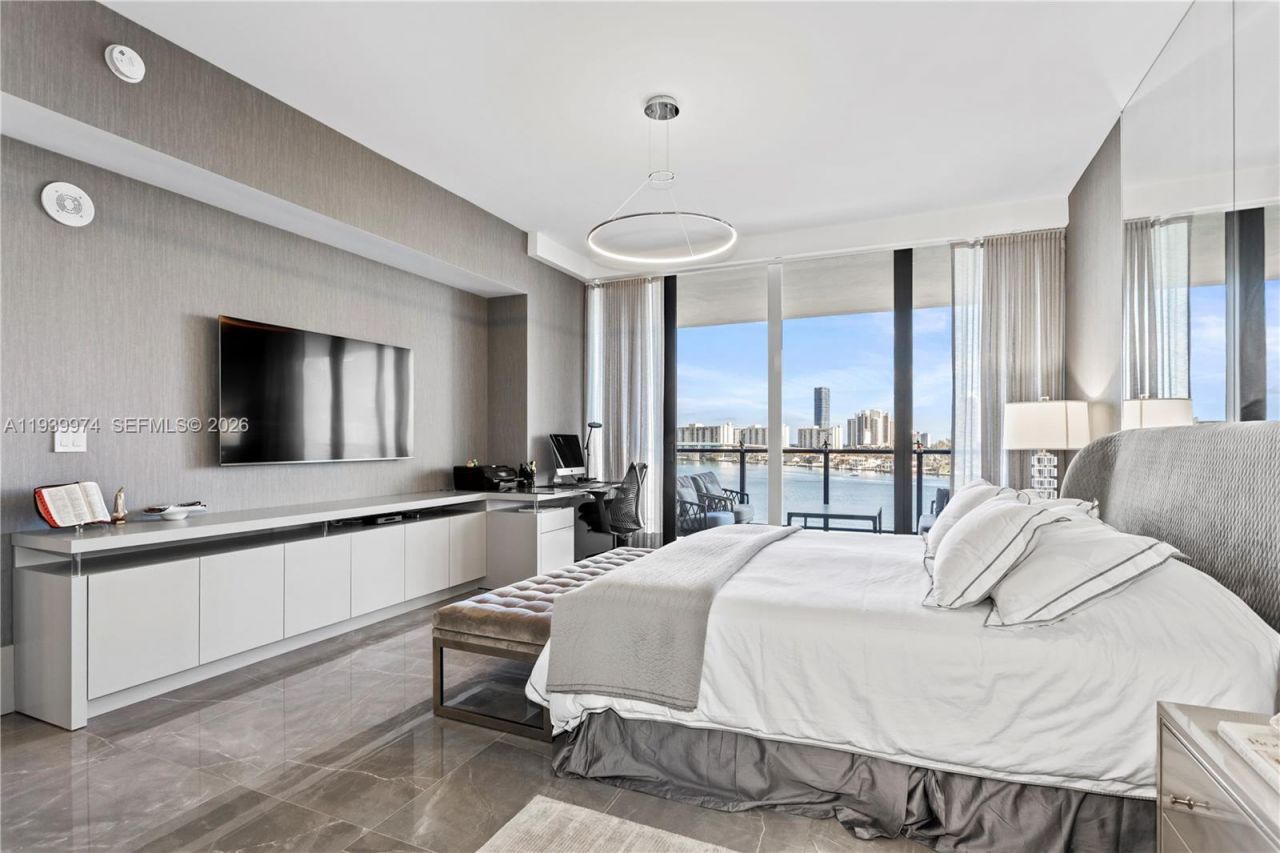 5500 Island Estates Dr, Unit 602, Aventura, FL 33160 Photo