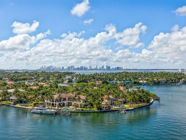 6770 Indian Creek Dr, Unit 14J, Miami Beach, FL 33141