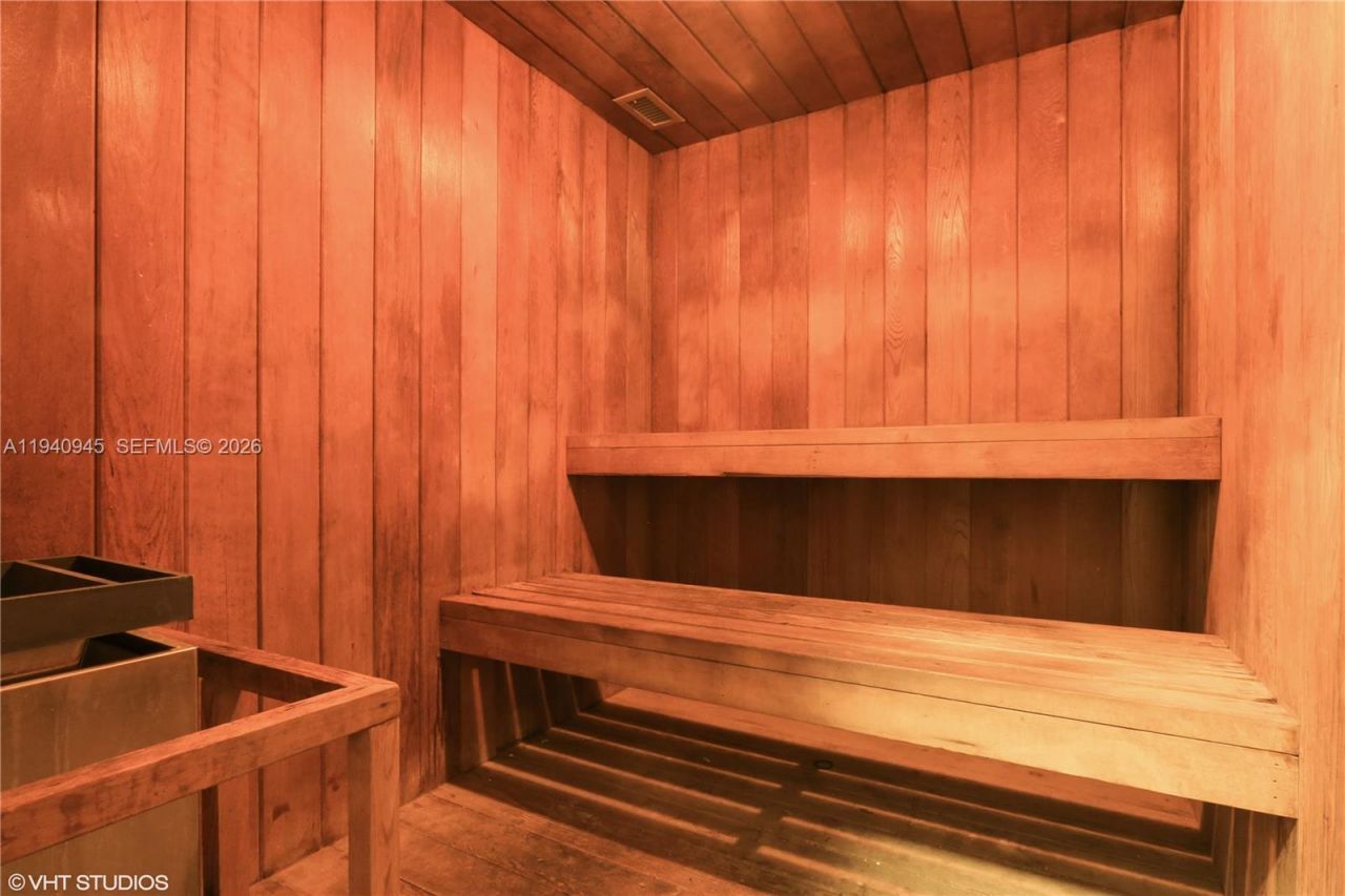 6770 Indian Creek Dr, Unit 14J, Miami Beach, FL 33141 Photo