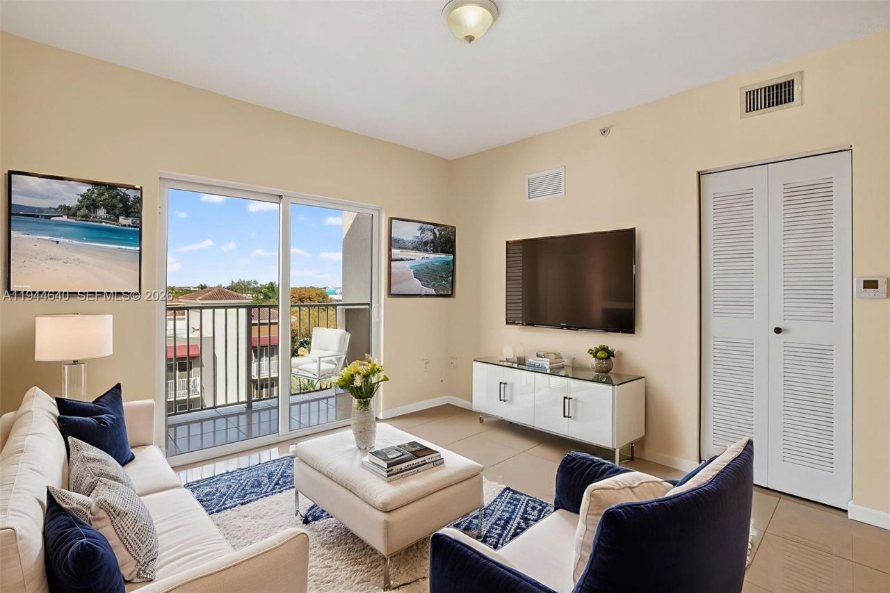 11060 SW 196th St, Unit 605, Cutler Bay, FL 33157 Photo