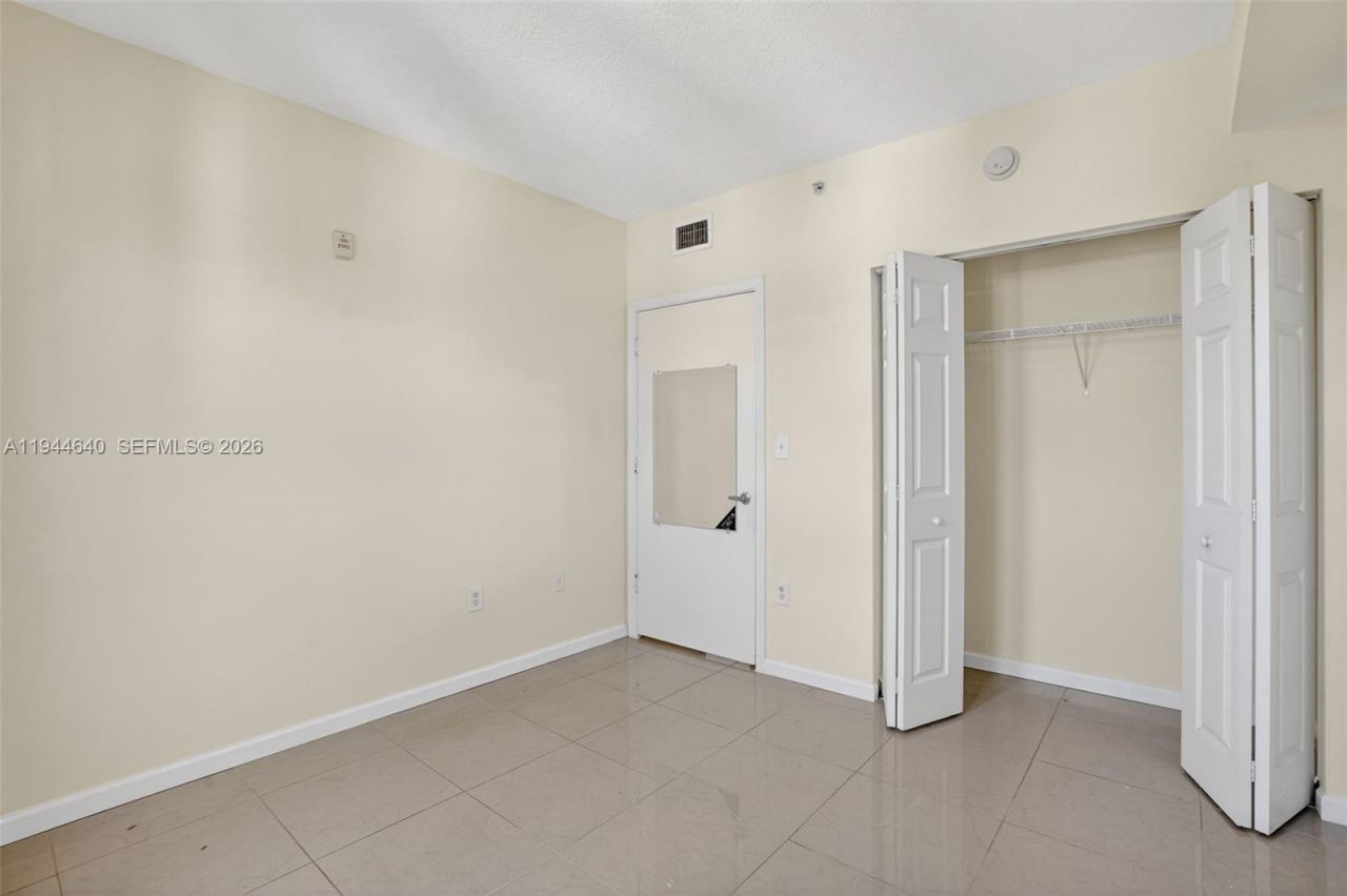 11060 SW 196th St, Unit 605, Cutler Bay, FL 33157 Photo